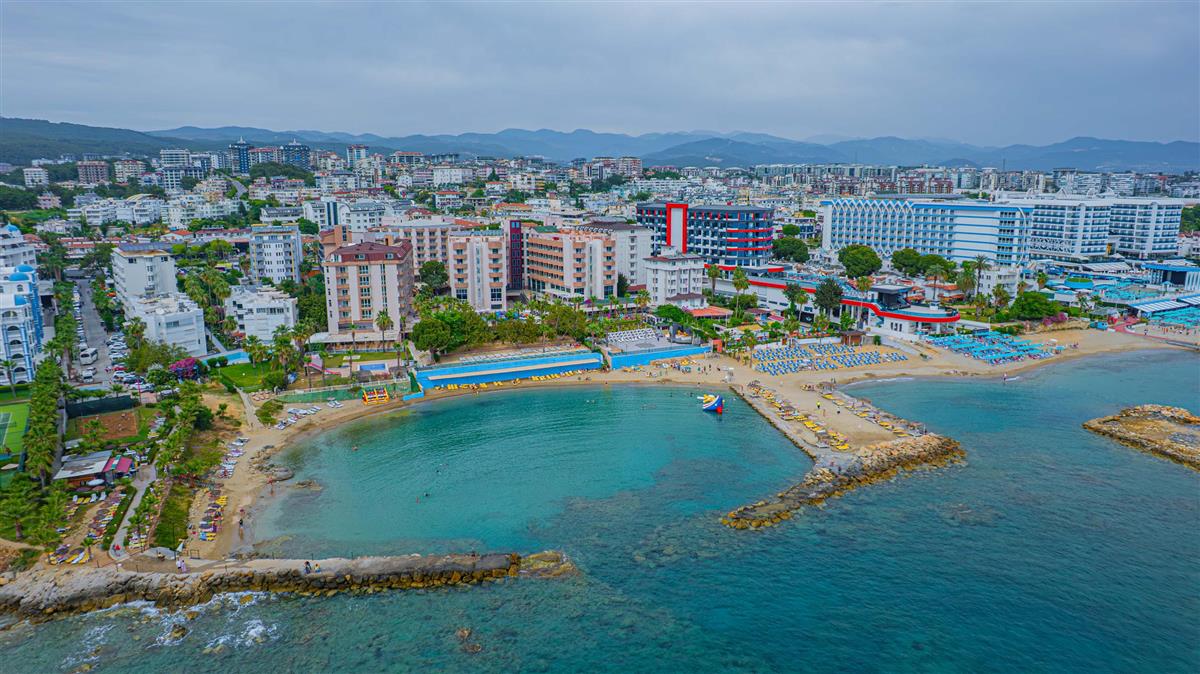 Pyxis Beach Hotel
