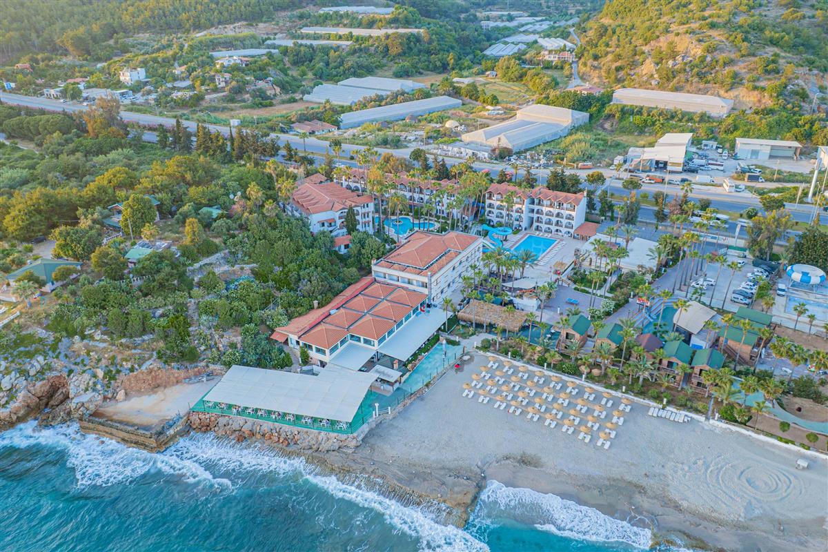 Club Tropical Beach Hotel