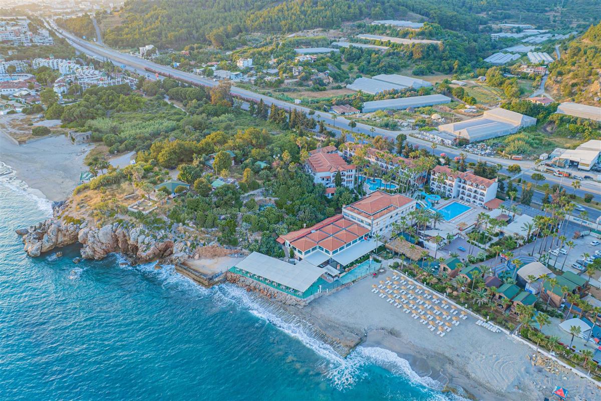 Club Tropical Beach Hotel