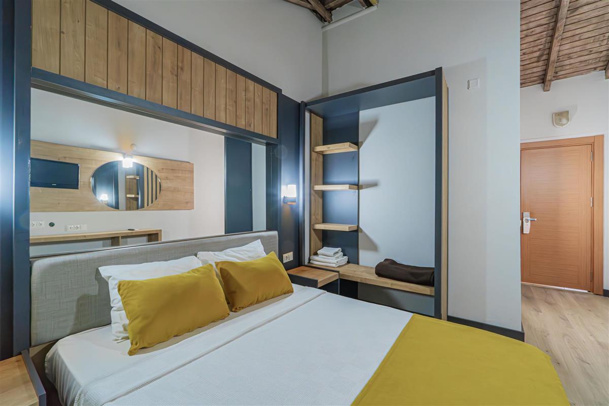 Club Tropical Beach Hotel