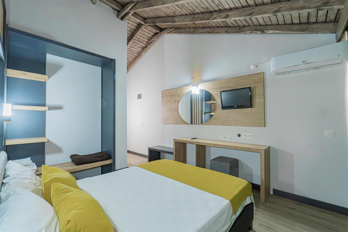 Club Tropical Beach Hotel