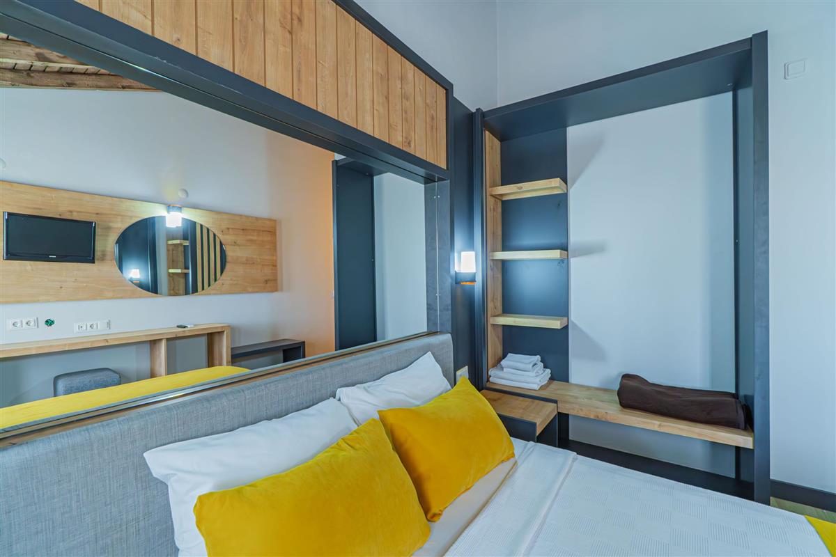 Club Tropical Beach Hotel