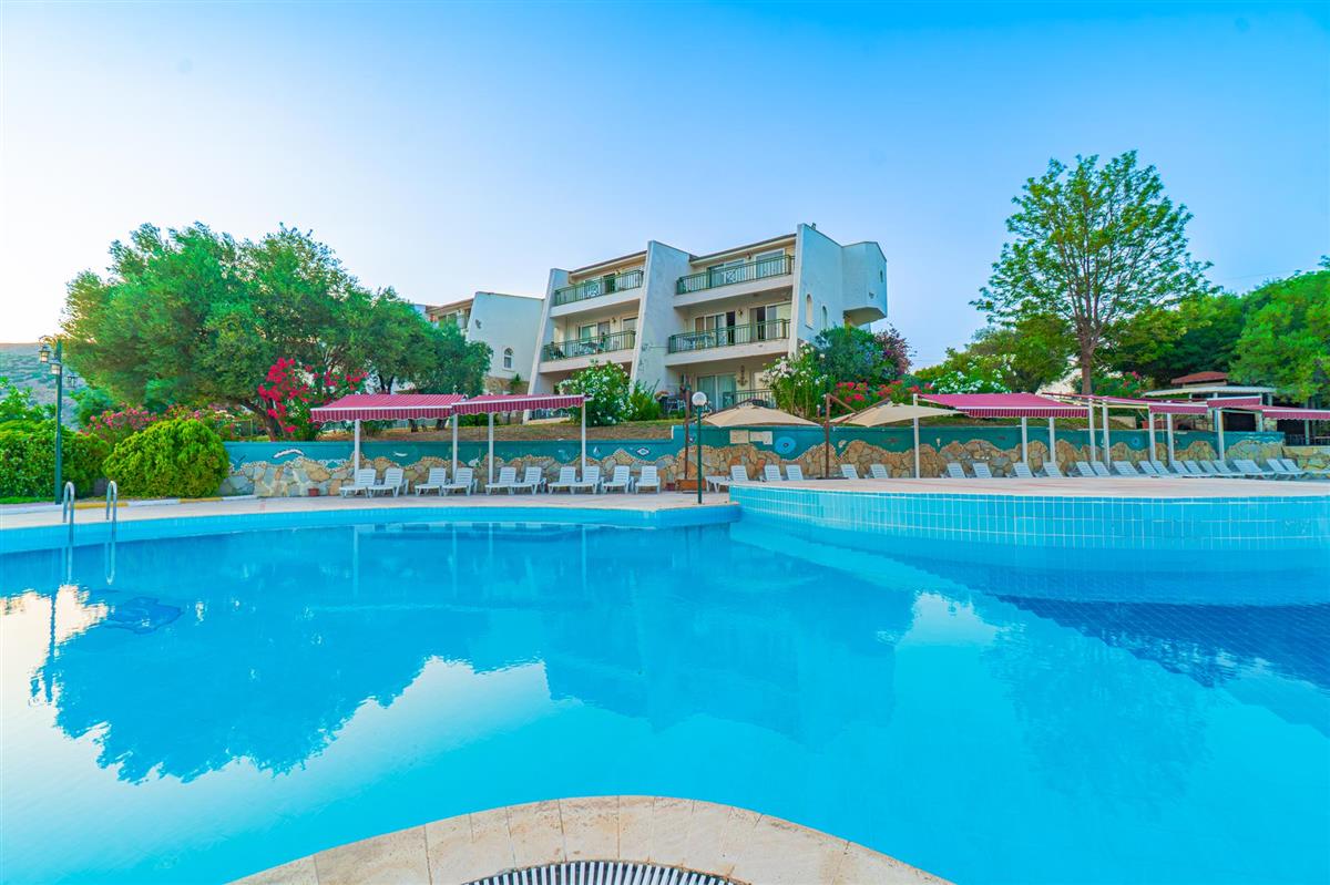 VAV Tatil Köyü Kuşadası