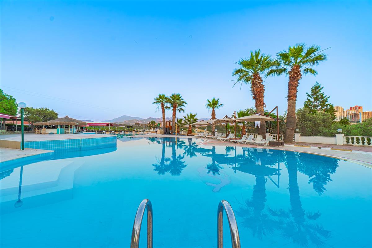 VAV Tatil Köyü Kuşadası