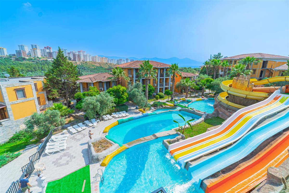VAV Tatil Köyü Kuşadası