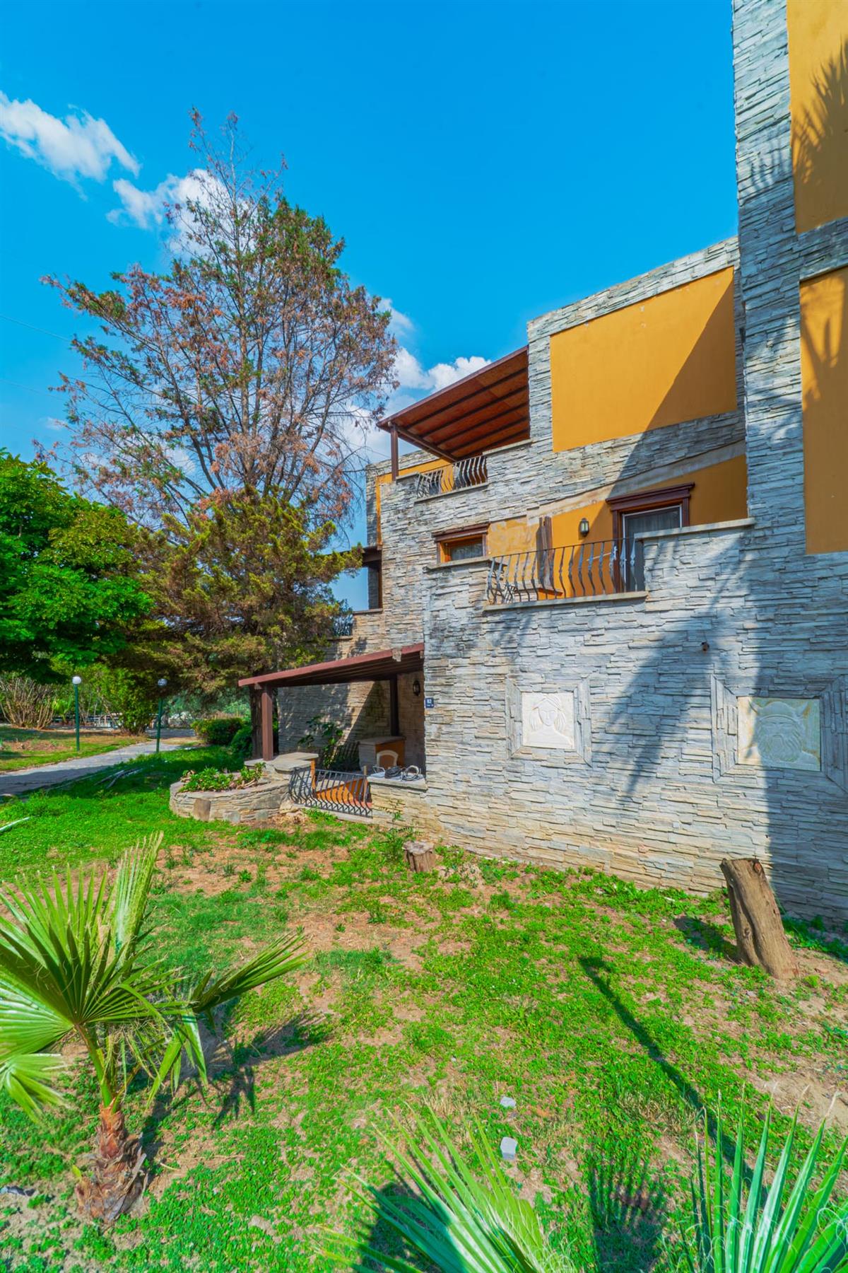 VAV Tatil Köyü Kuşadası