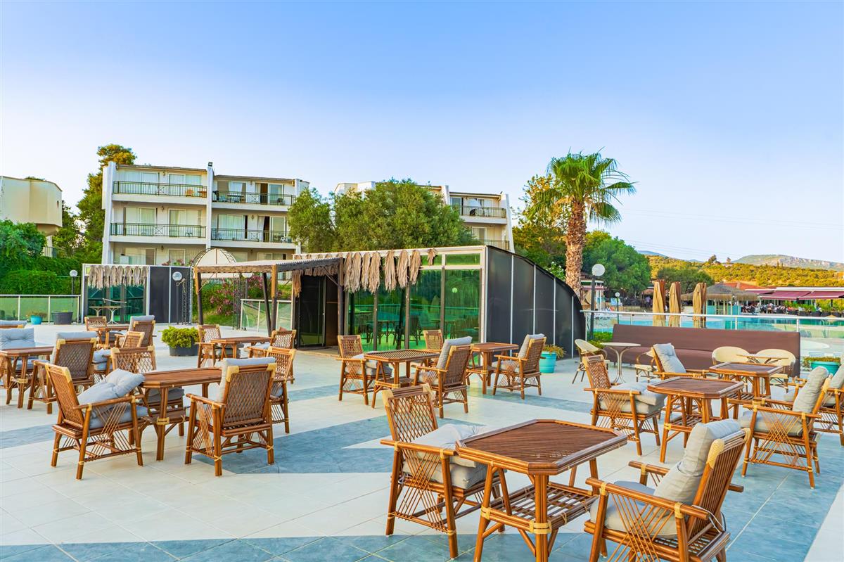 VAV Tatil Köyü Kuşadası