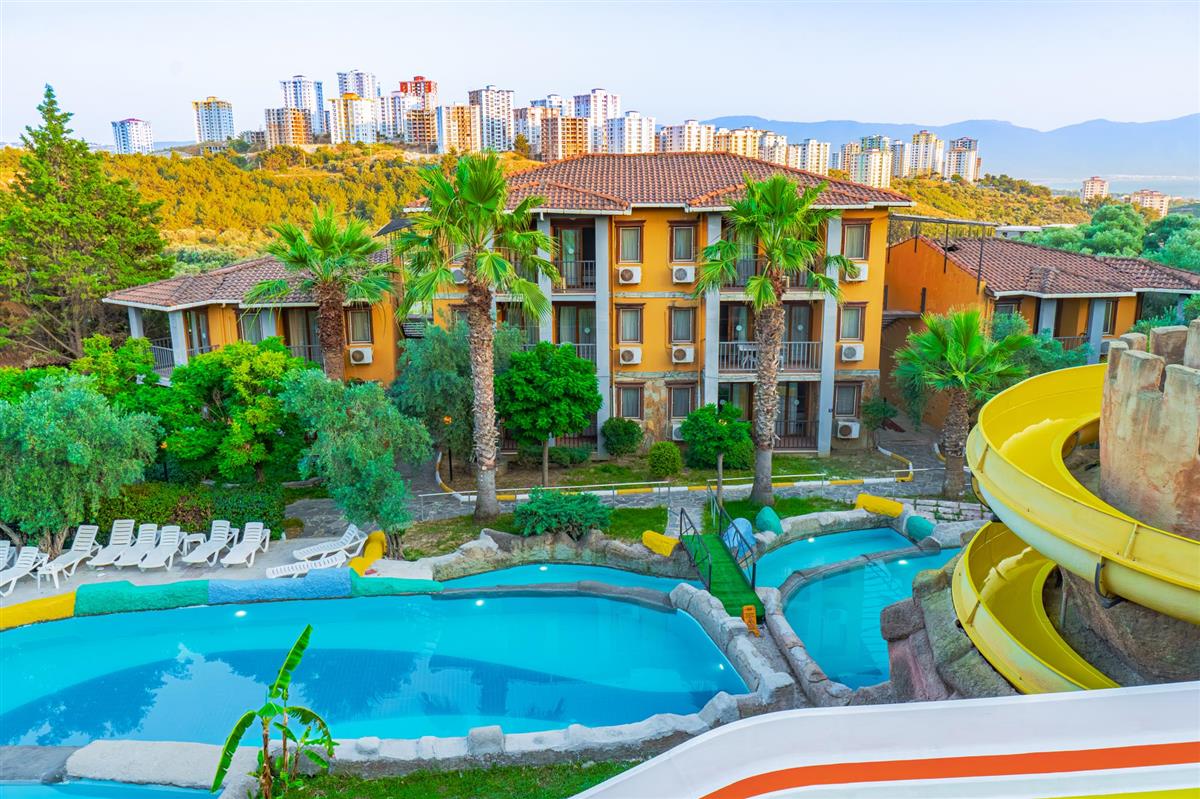 VAV Tatil Köyü Kuşadası