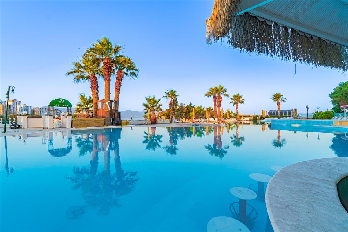 VAV Tatil Köyü Kuşadası