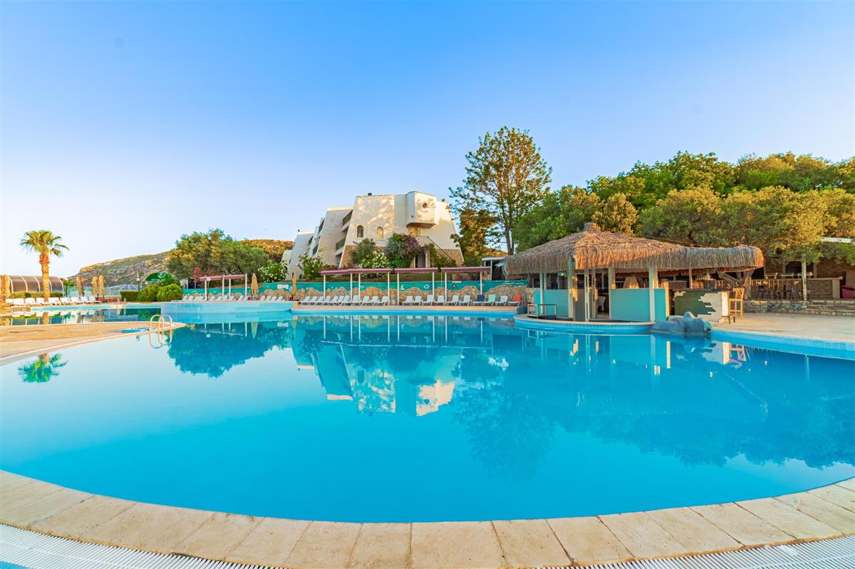 VAV Tatil Köyü Kuşadası