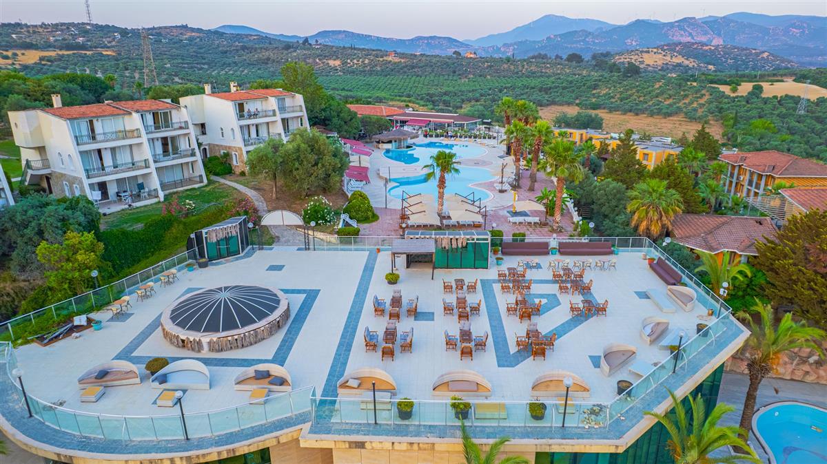 VAV Tatil Köyü Kuşadası
