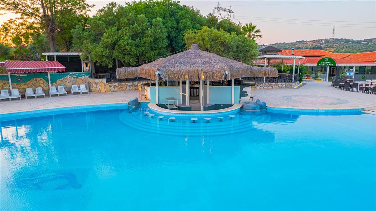VAV Tatil Köyü Kuşadası