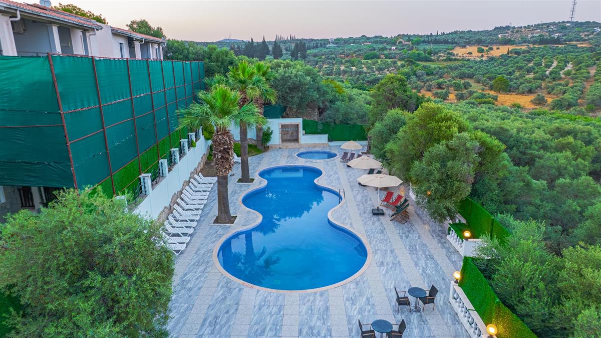 VAV Tatil Köyü Kuşadası