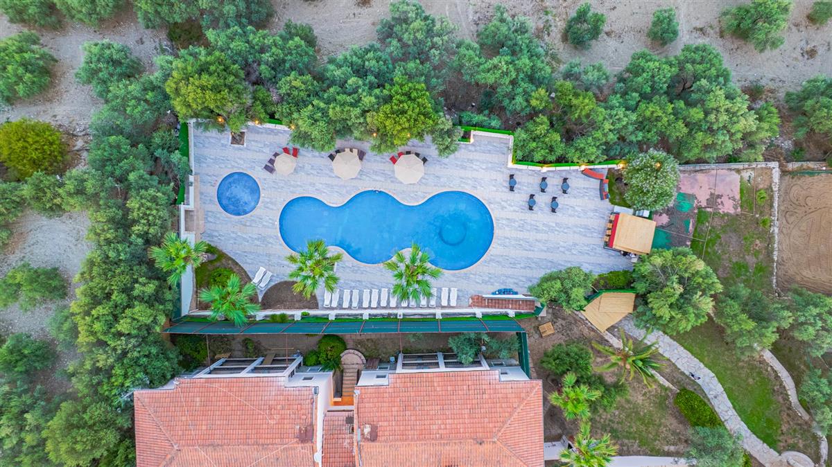 VAV Tatil Köyü Kuşadası