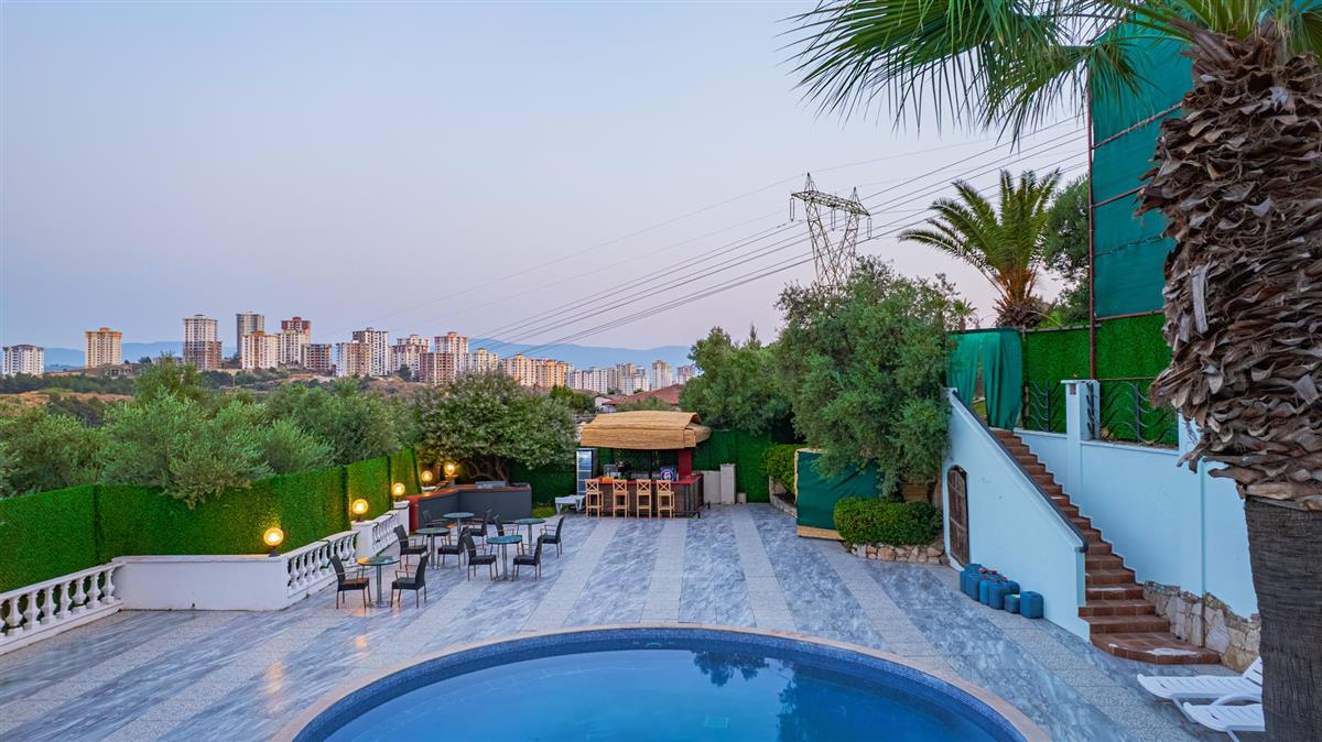 VAV Tatil Köyü Kuşadası