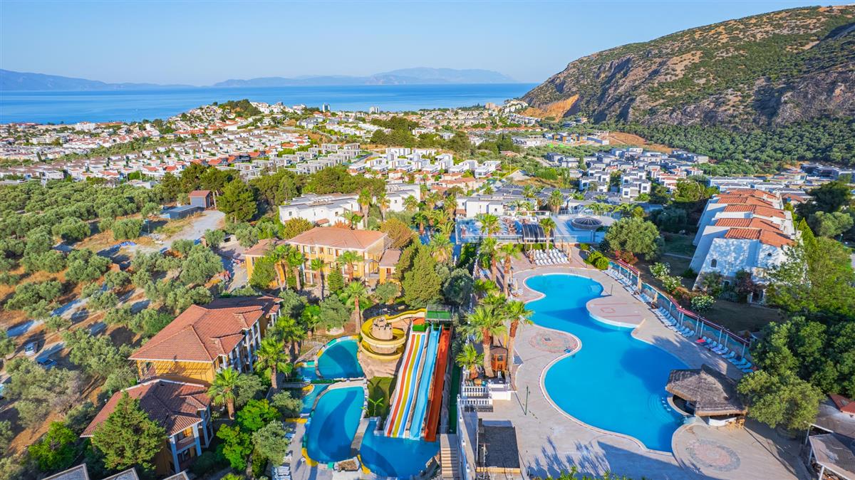 VAV Tatil Köyü Kuşadası