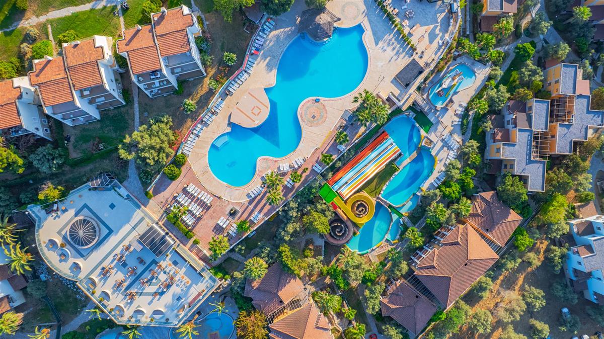 VAV Tatil Köyü Kuşadası