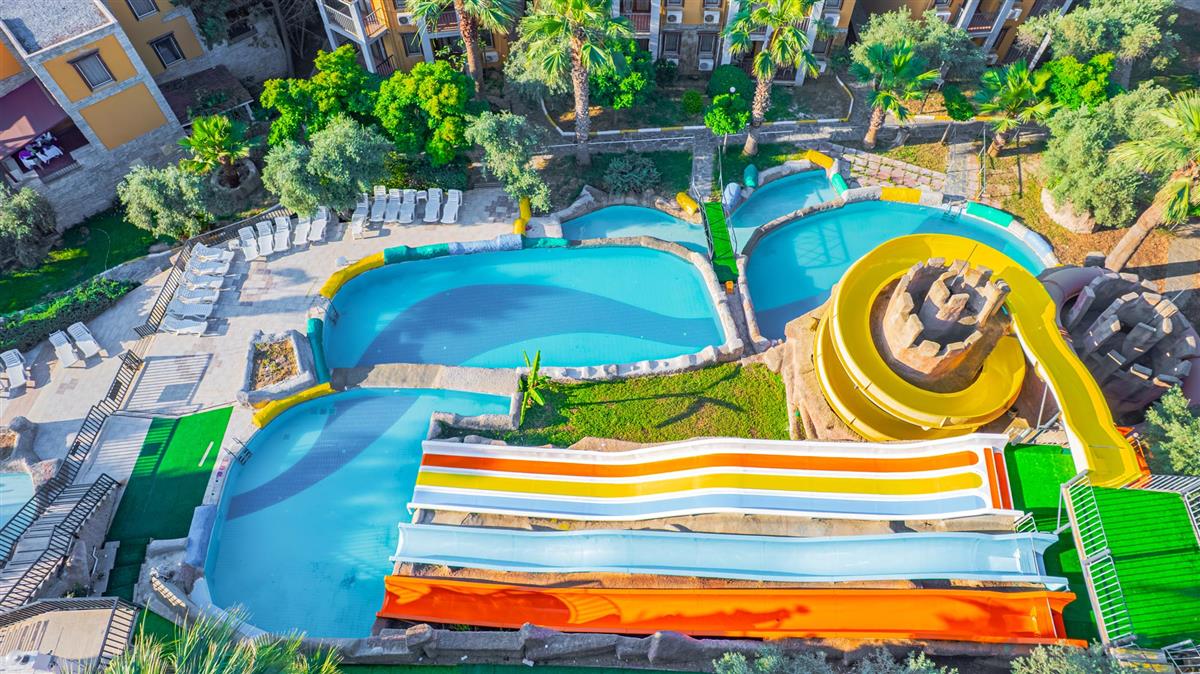 VAV Tatil Köyü Kuşadası