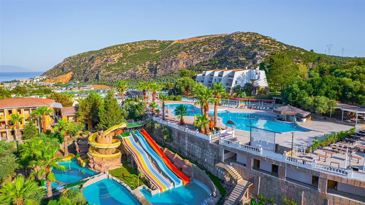VAV Tatil Köyü Kuşadası