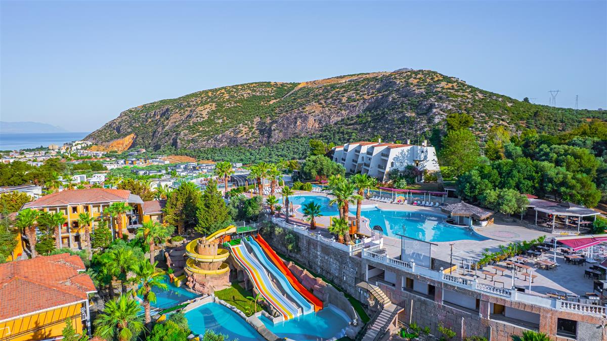 VAV Tatil Köyü Kuşadası