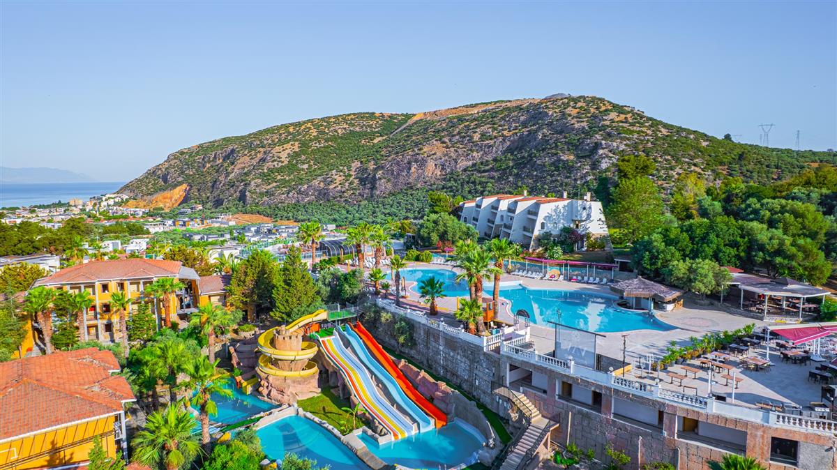VAV Tatil Köyü Kuşadası