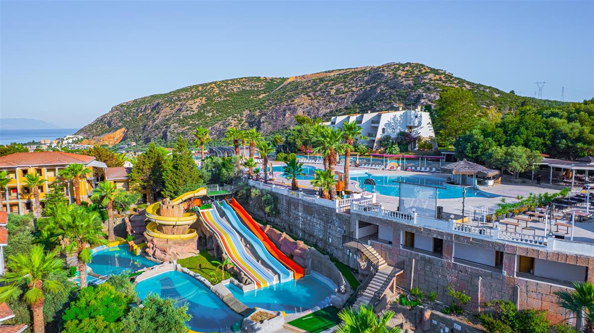 VAV Tatil Köyü Kuşadası