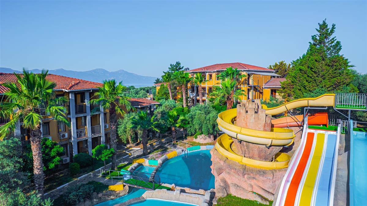 VAV Tatil Köyü Kuşadası