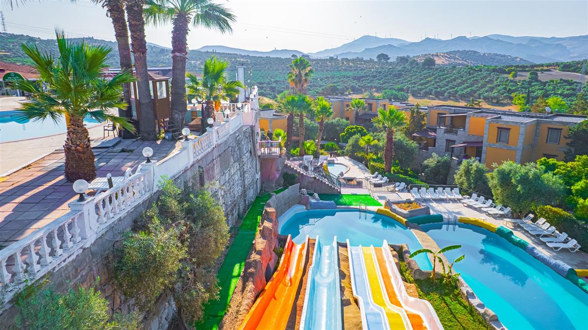 VAV Tatil Köyü Kuşadası