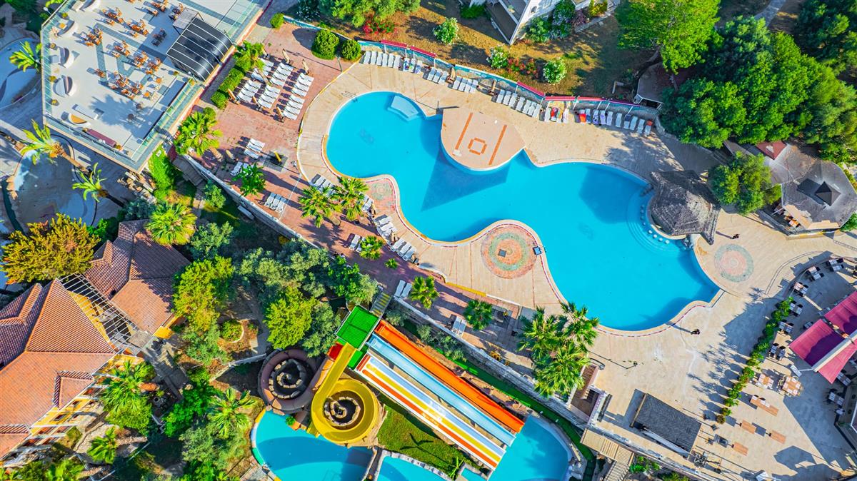 VAV Tatil Köyü Kuşadası
