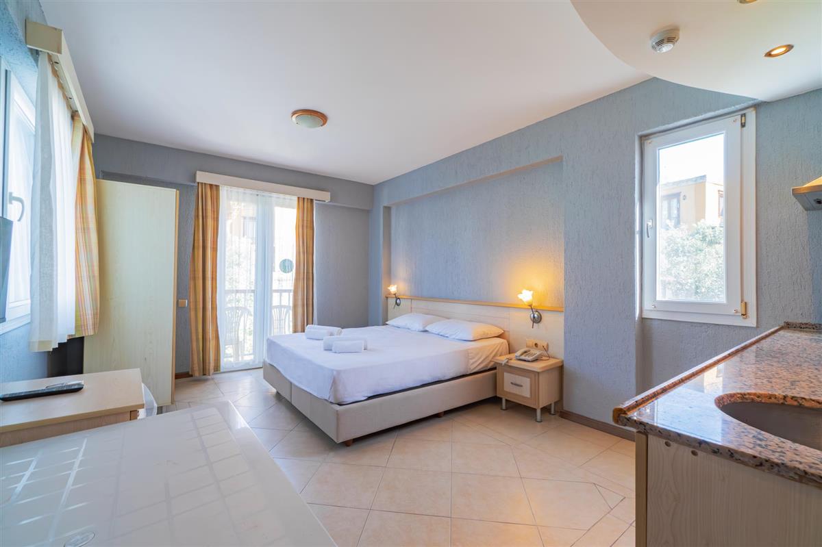 VAV Tatil Köyü Kuşadası