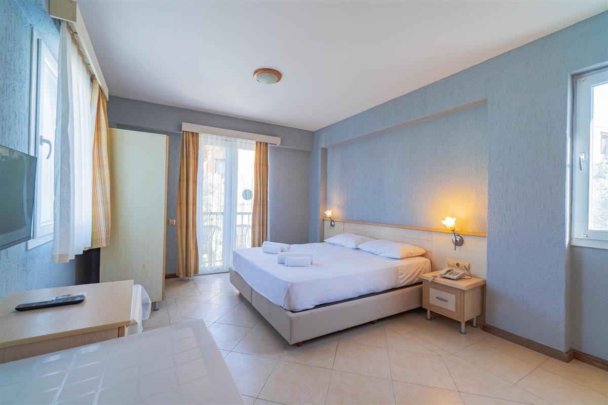 VAV Tatil Köyü Kuşadası