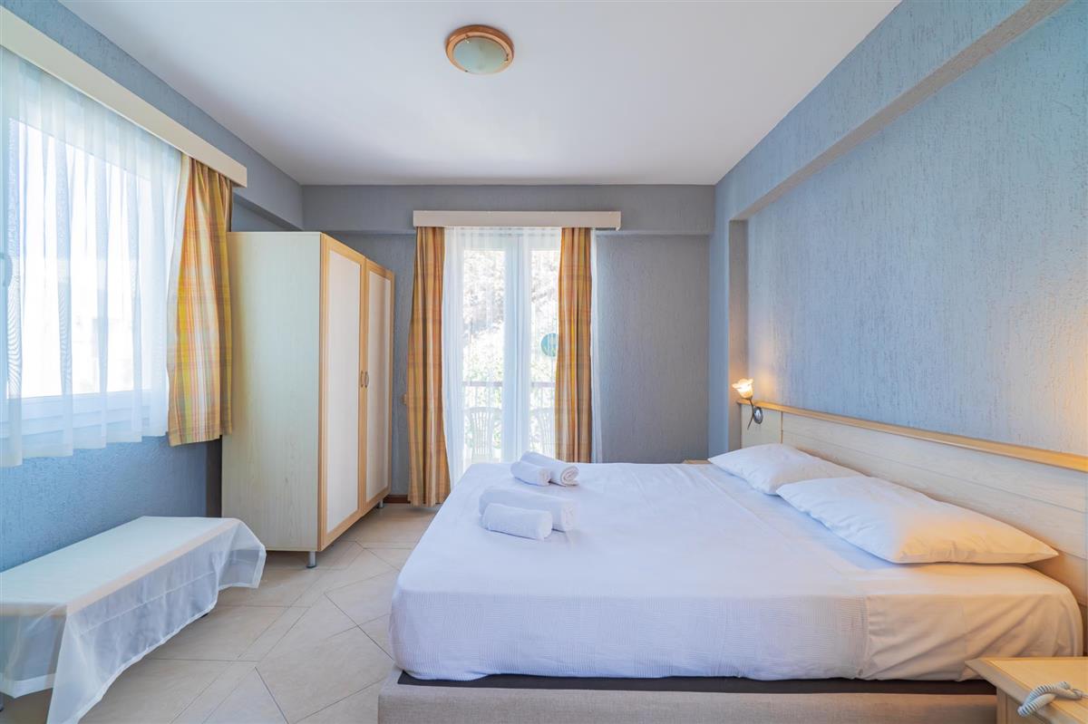 VAV Tatil Köyü Kuşadası
