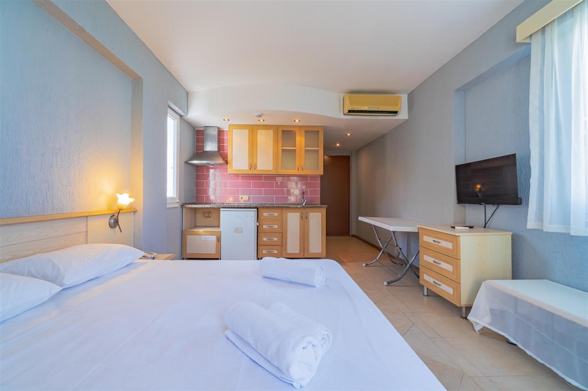 VAV Tatil Köyü Kuşadası