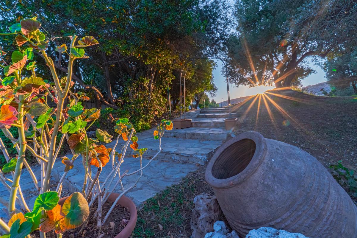 VAV Tatil Köyü Kuşadası