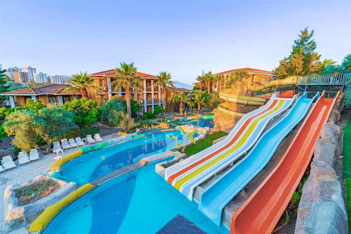 VAV Tatil Köyü Kuşadası