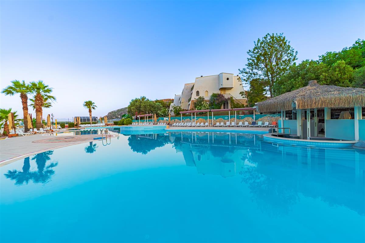 VAV Tatil Köyü Kuşadası