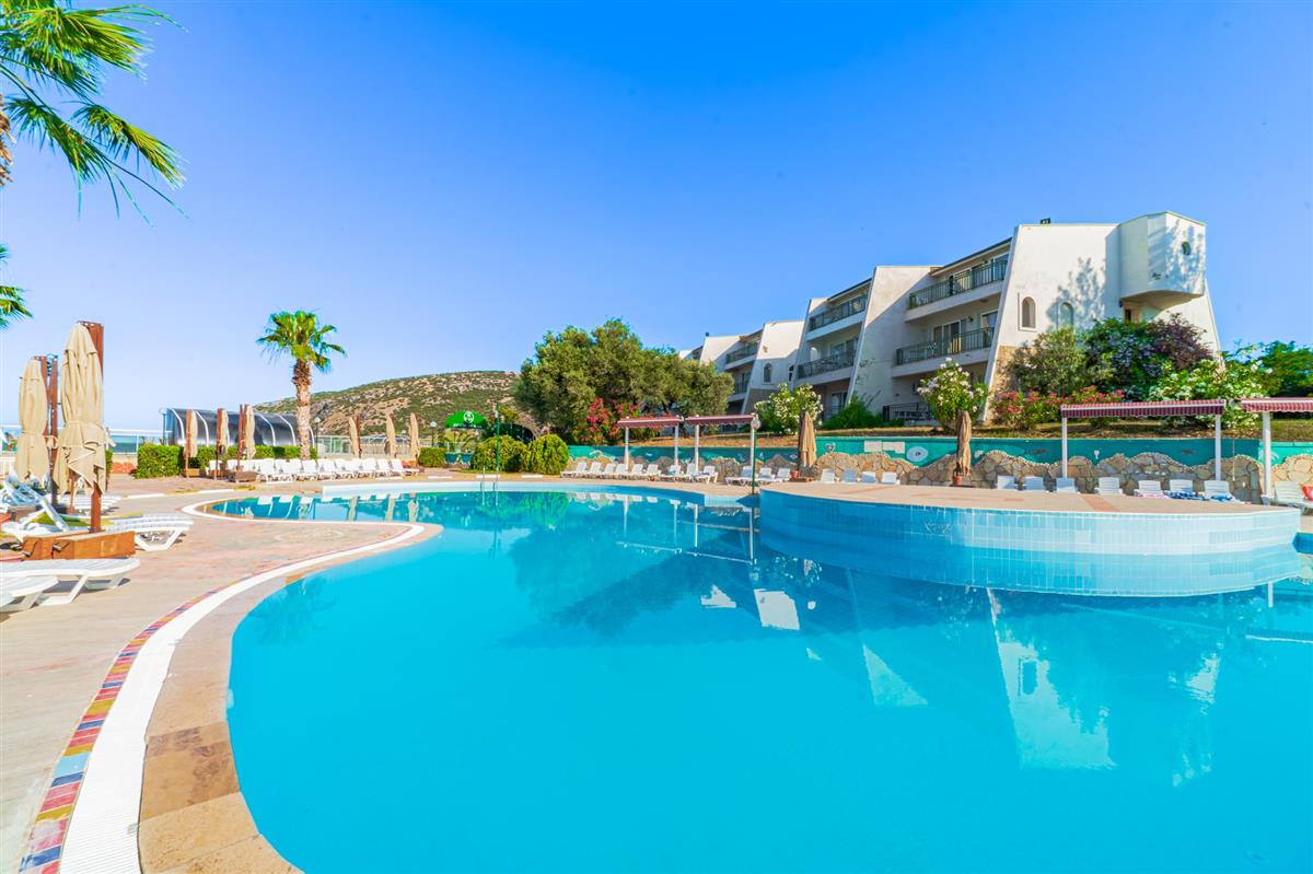 VAV Tatil Köyü Kuşadası