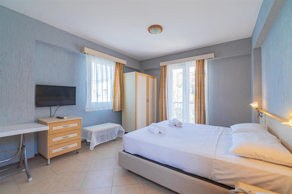 VAV Tatil Köyü Kuşadası