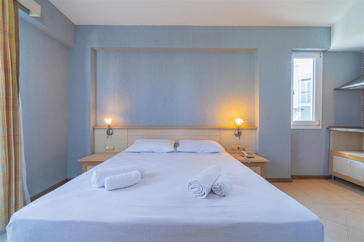 VAV Tatil Köyü Kuşadası