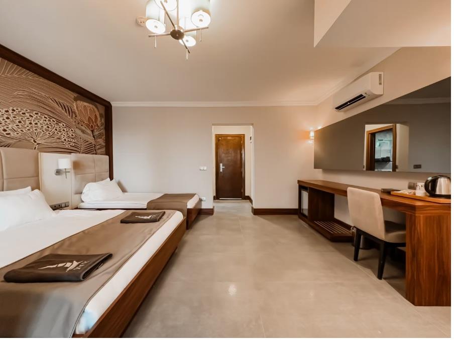 Ayvalık Beach Otel