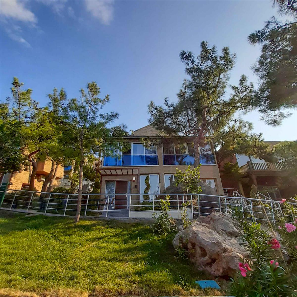 Ayvalık Beach Otel