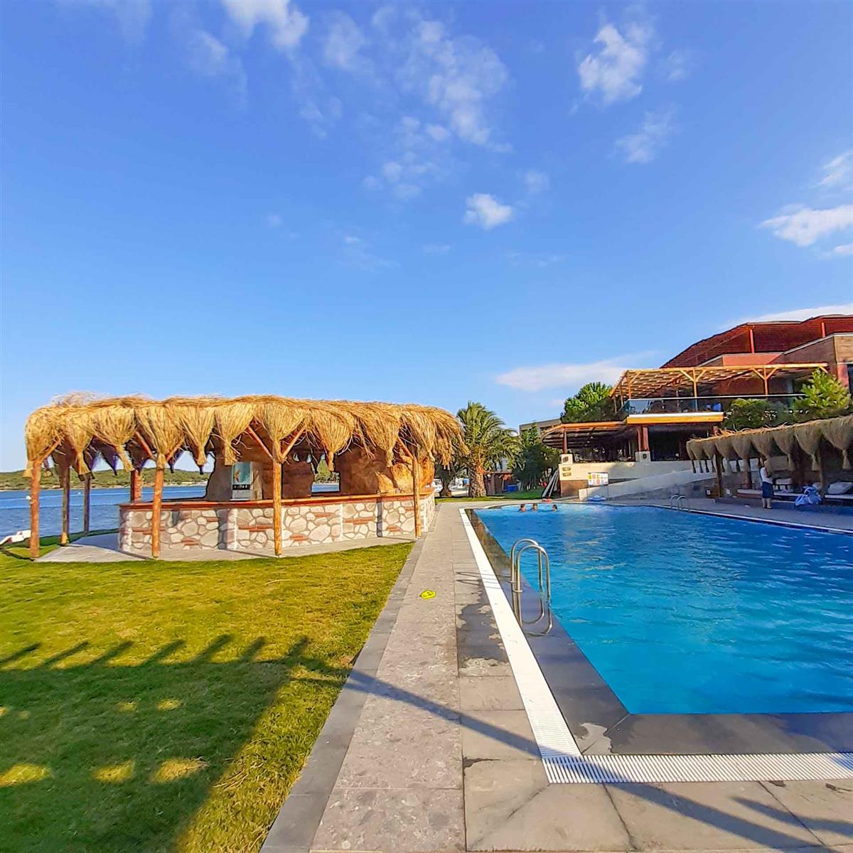 Ayvalık Beach Otel